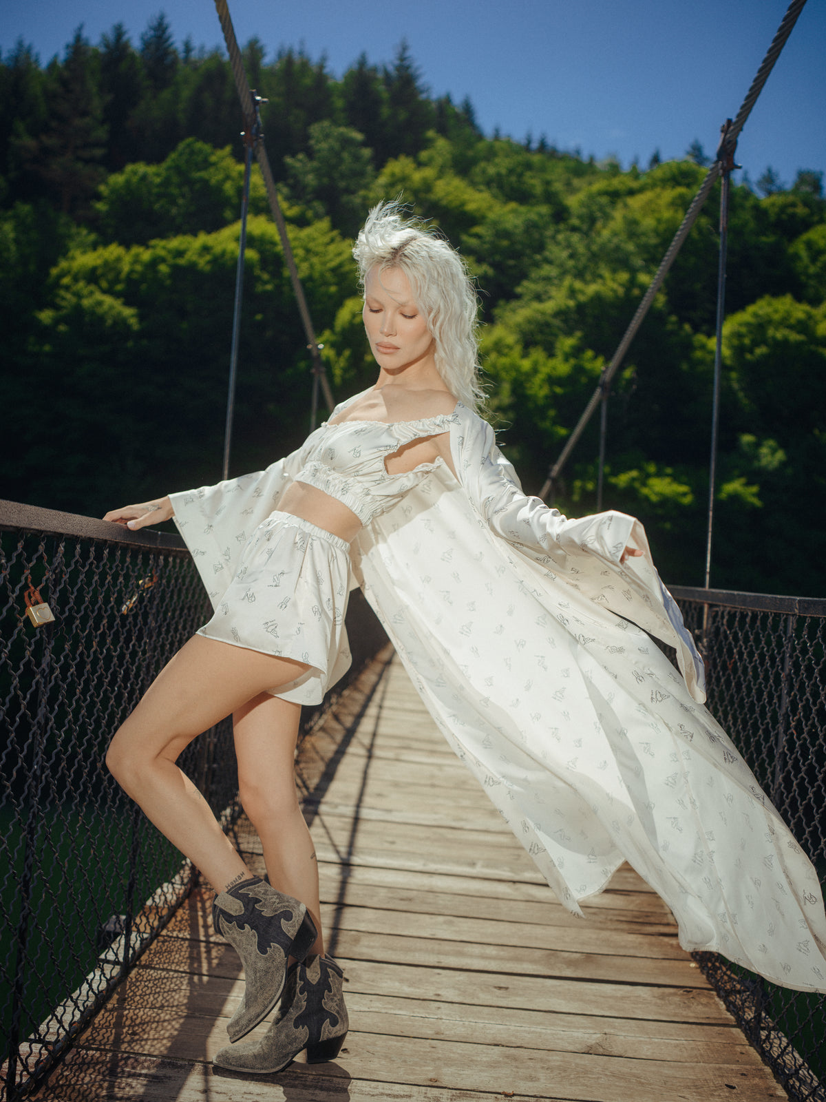 Mishha Kimono